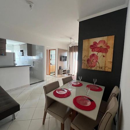 Apartmán Apto Com Churrasqueira Praia Grande  Exteriér fotografie